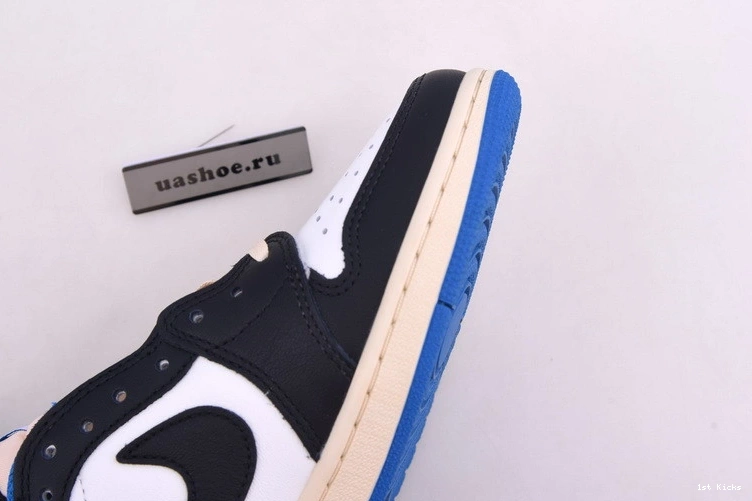 1 Travis Fragment Jordan Air DM7866-140 Low Scott 0121